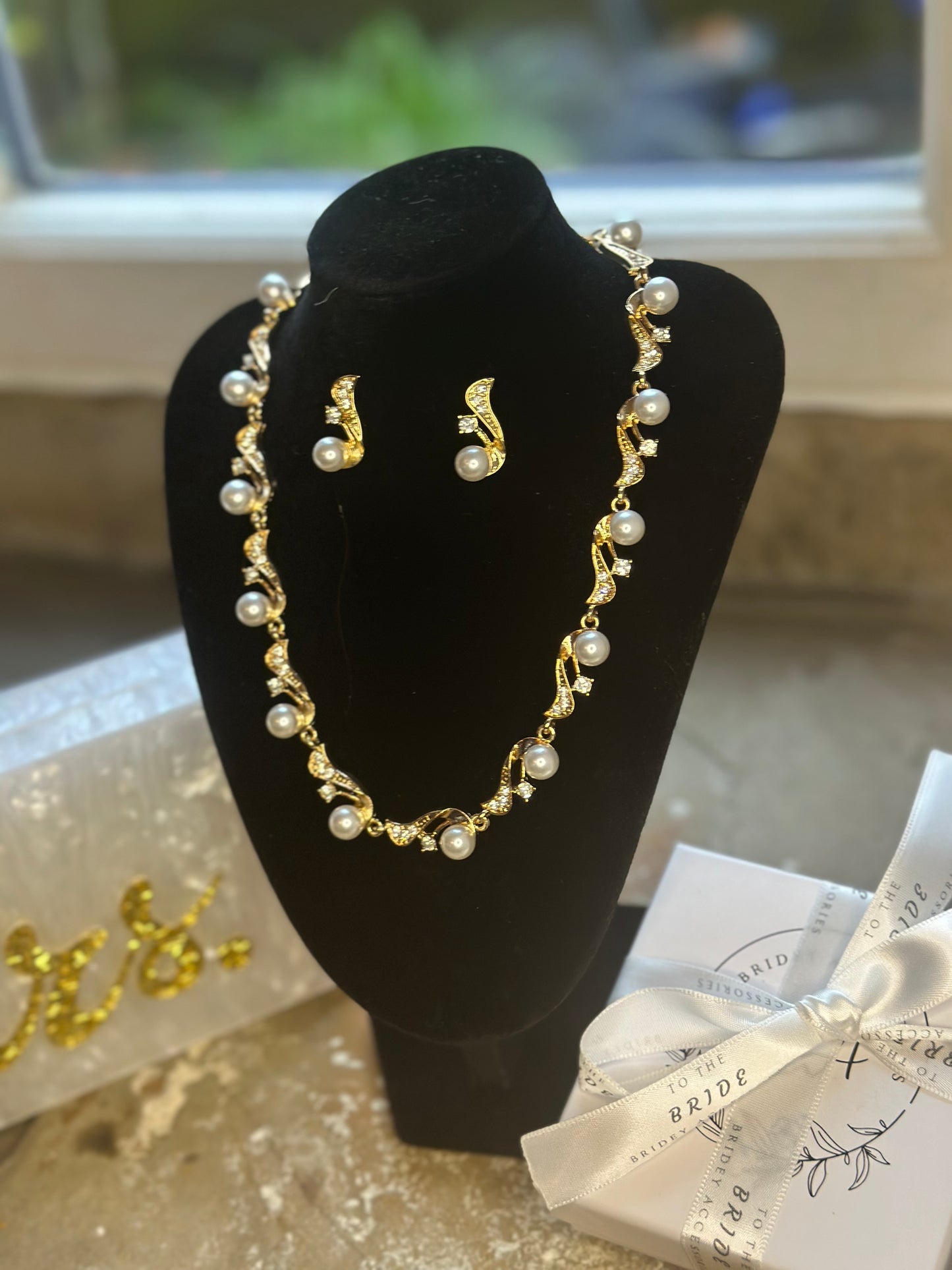 Gold Crystal and Pearl Earrings and Necklace Set