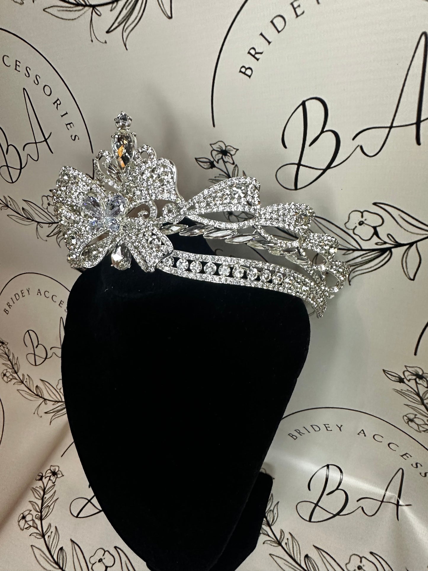 ✨ Bridal Crystal Wedding Hair Accessory – Elegant & Timeless ✨