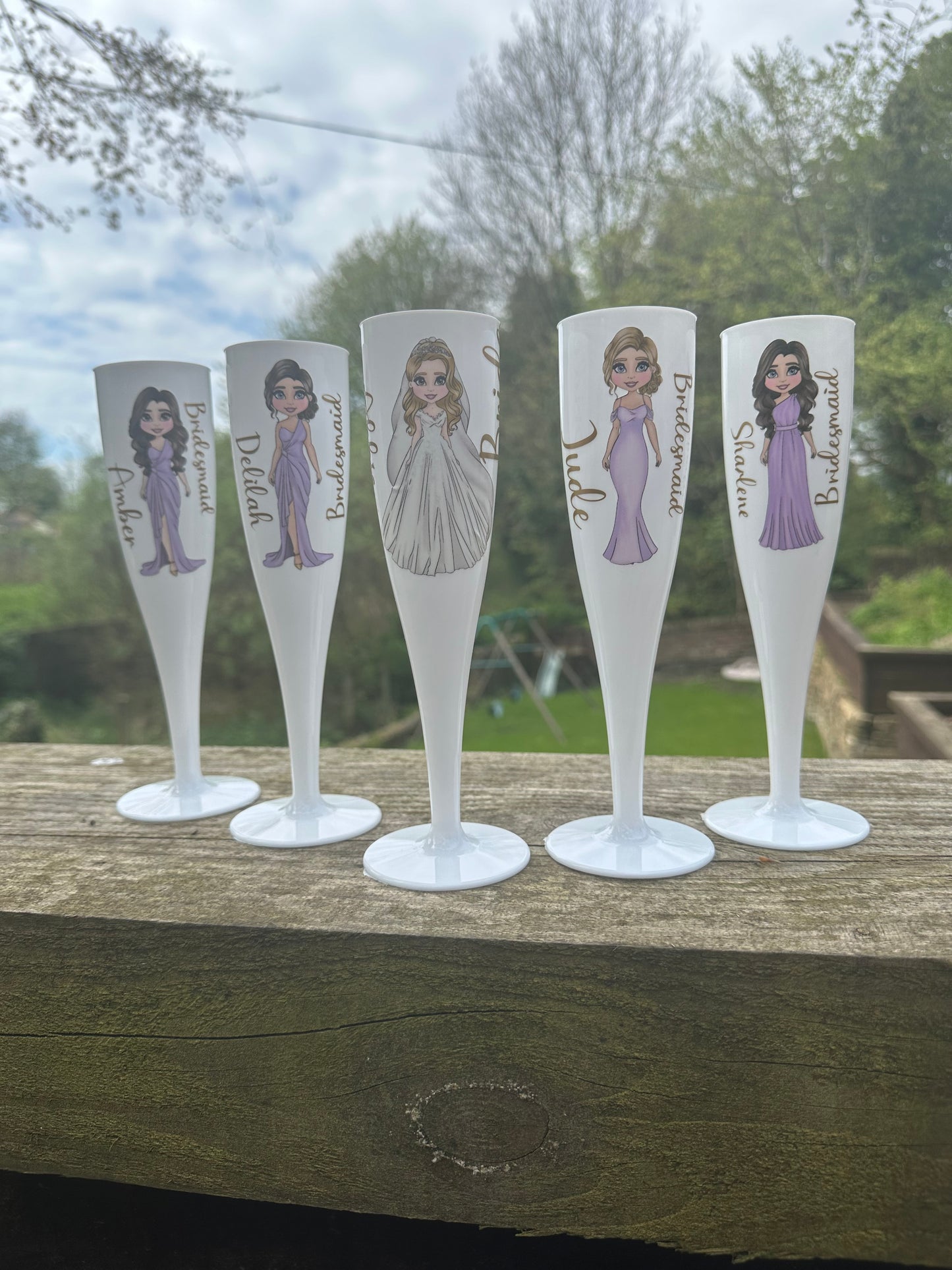 Personalised wedding party glasses