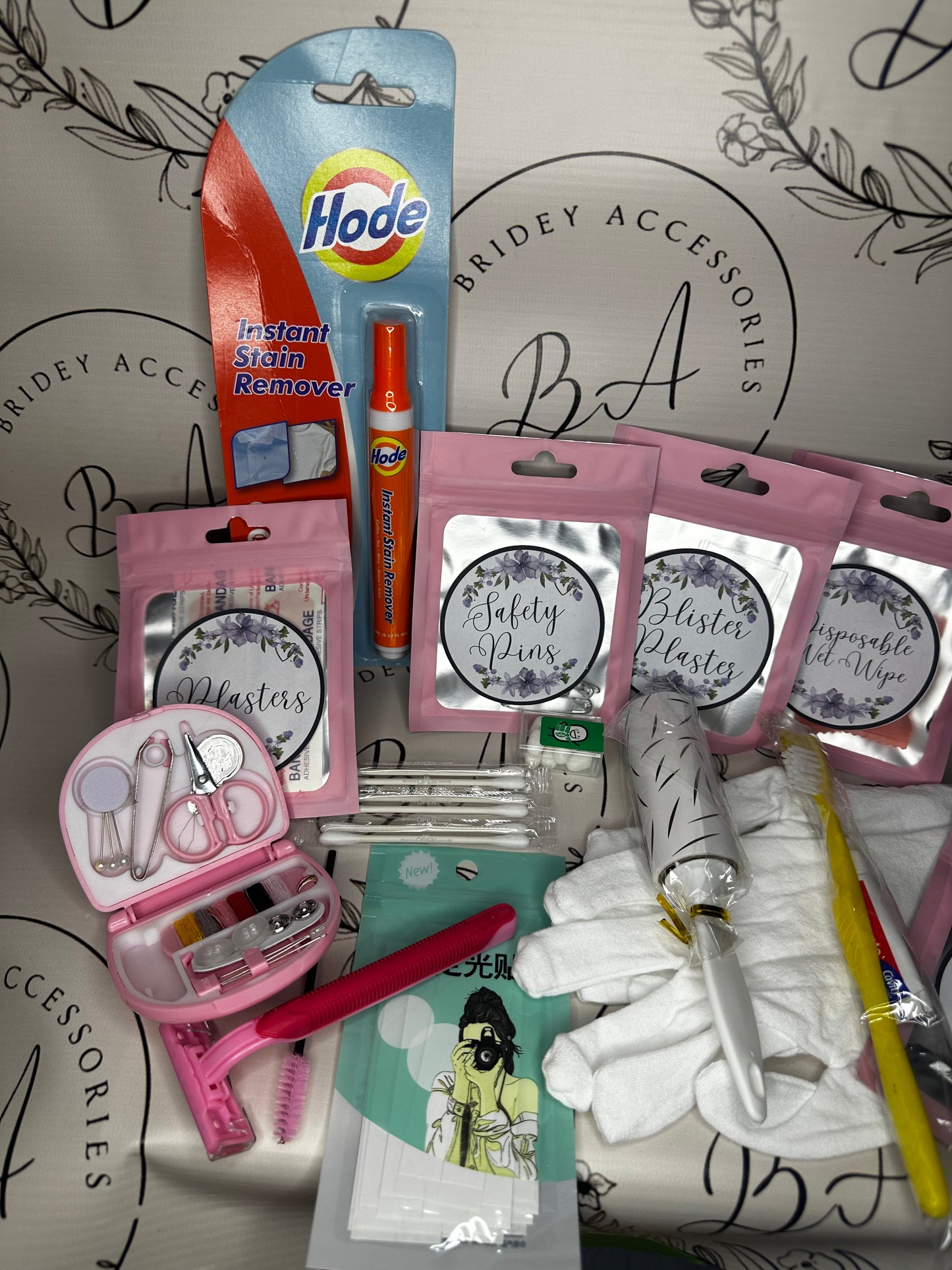 👰‍♀️ Bride-to-Be Essential Kit
Everything a bride needs for calm, confidence, and last-minute fixes on the big day.