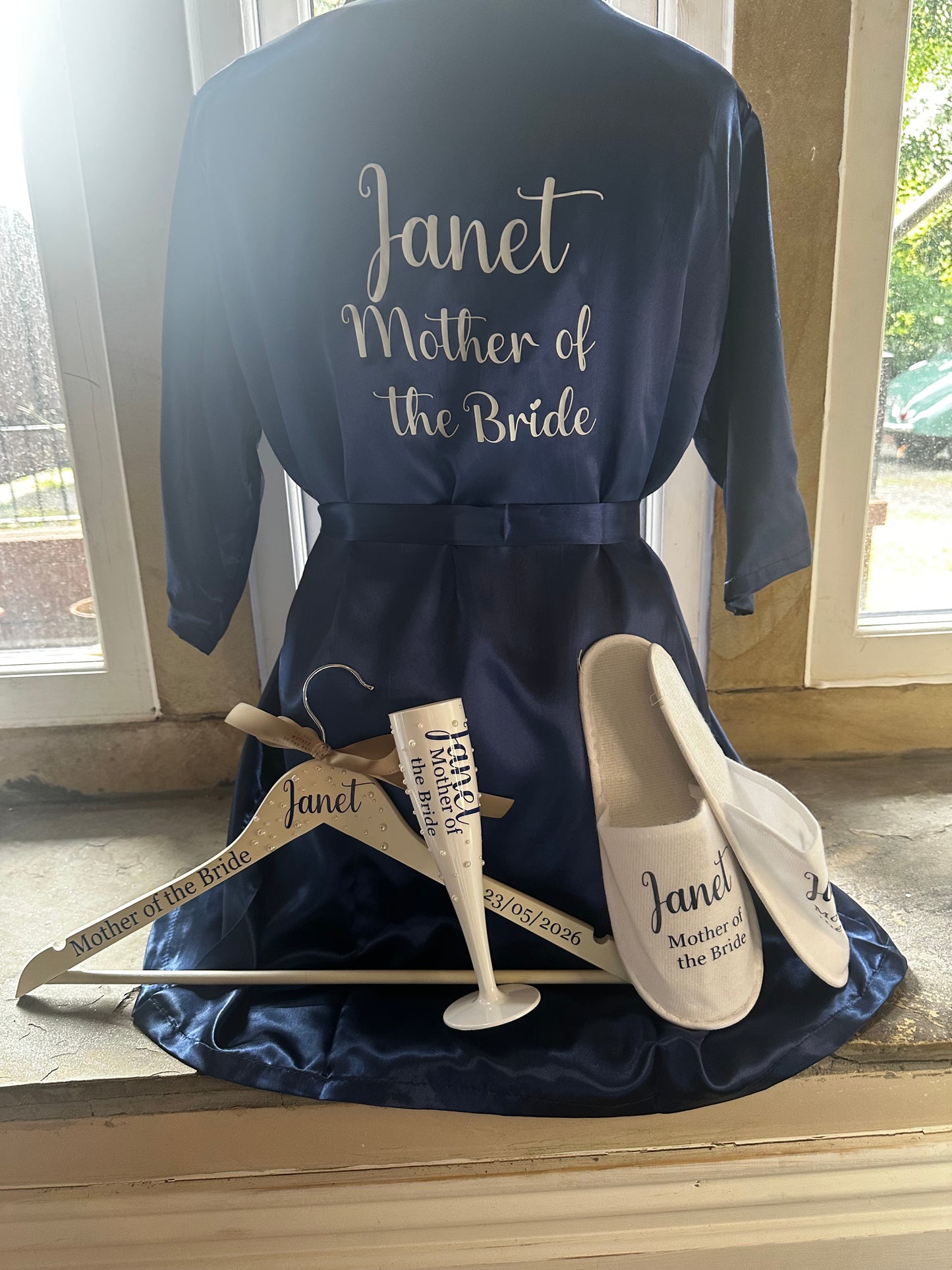 Personalised Satin Robe Gift Set for Bridesmaids, Flower Girl & Mother of the Bride | Bridal Party Wedding Robe Package