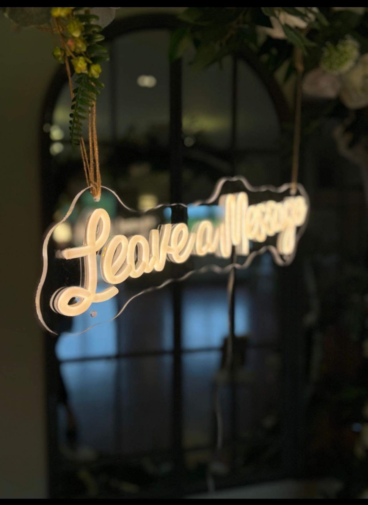 Leave a message neon