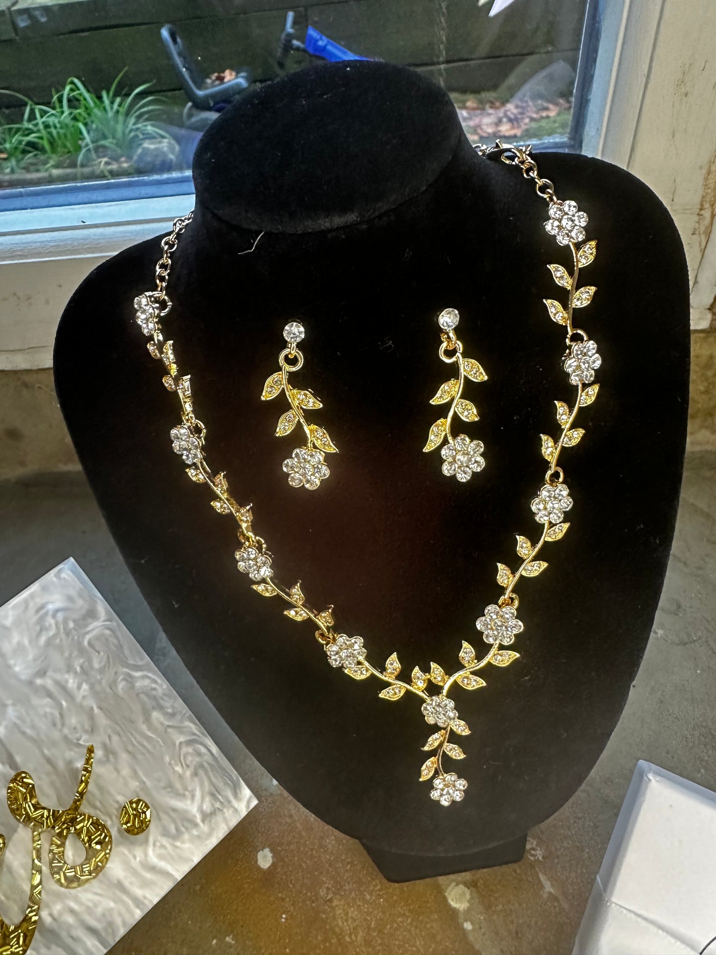 Gold Crystal Flower Earrings and Necklace Set