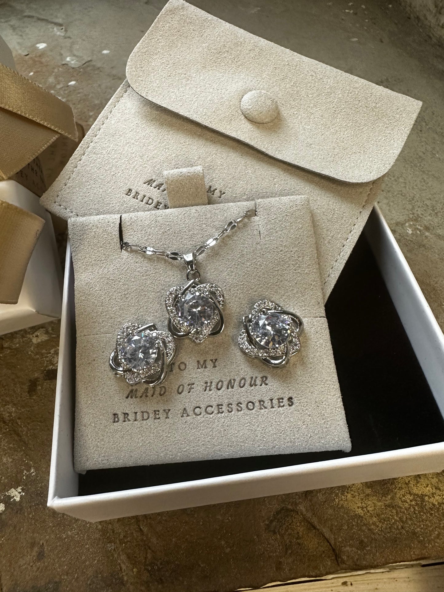 Silver Colour Zircon Stud Earrings & Pendant Necklace Set for Women (Bridal Party)